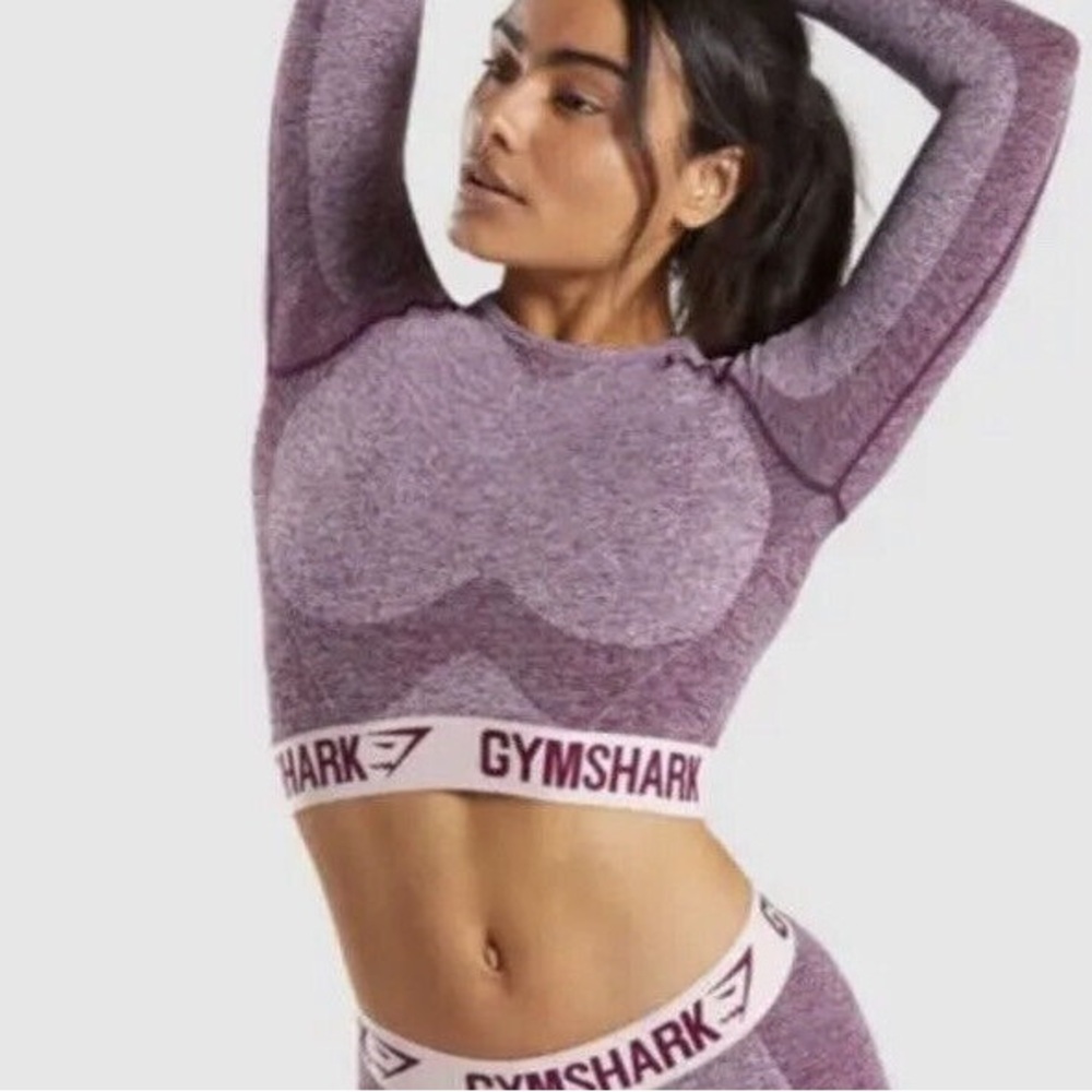 Gym shark top 🏃🏻‍♀️
